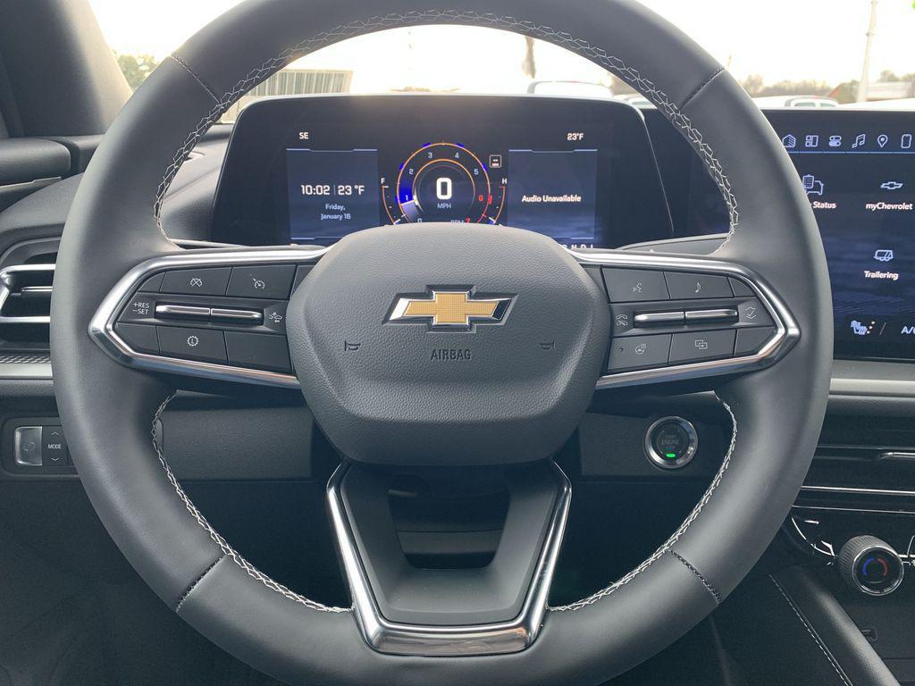 new 2026 Chevrolet Traverse car, priced at $43,117