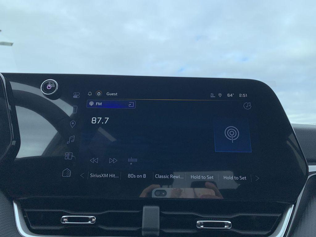 new 2026 Chevrolet Equinox car, priced at $33,567