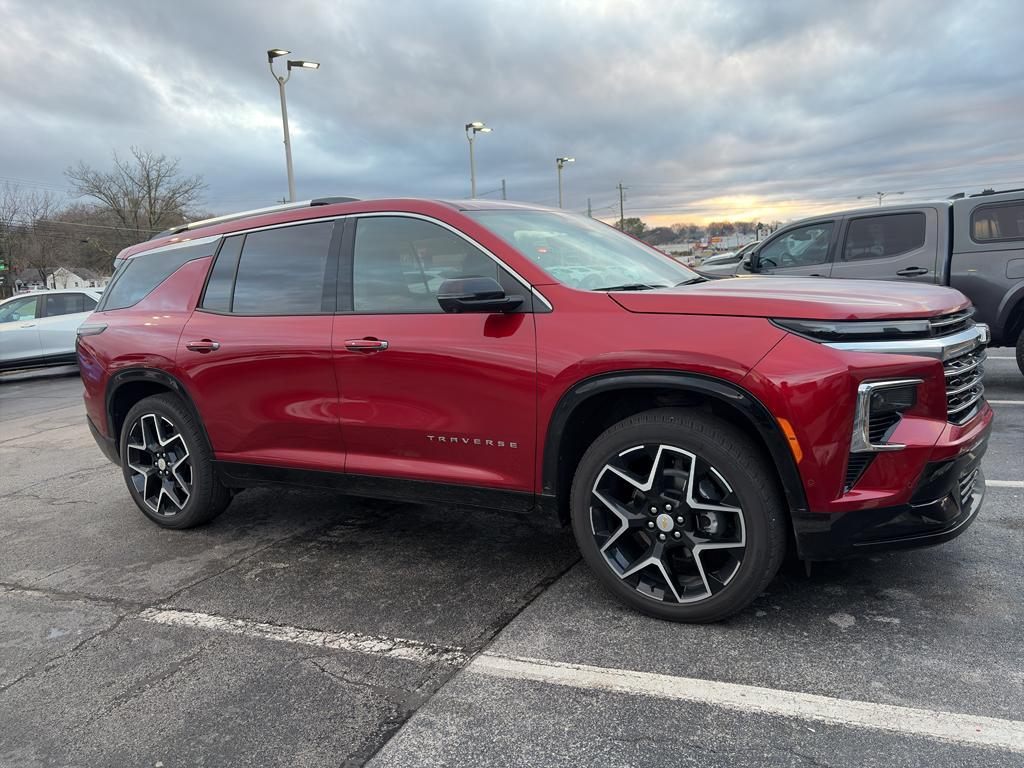 used 2025 Chevrolet Traverse car, priced at $53,995