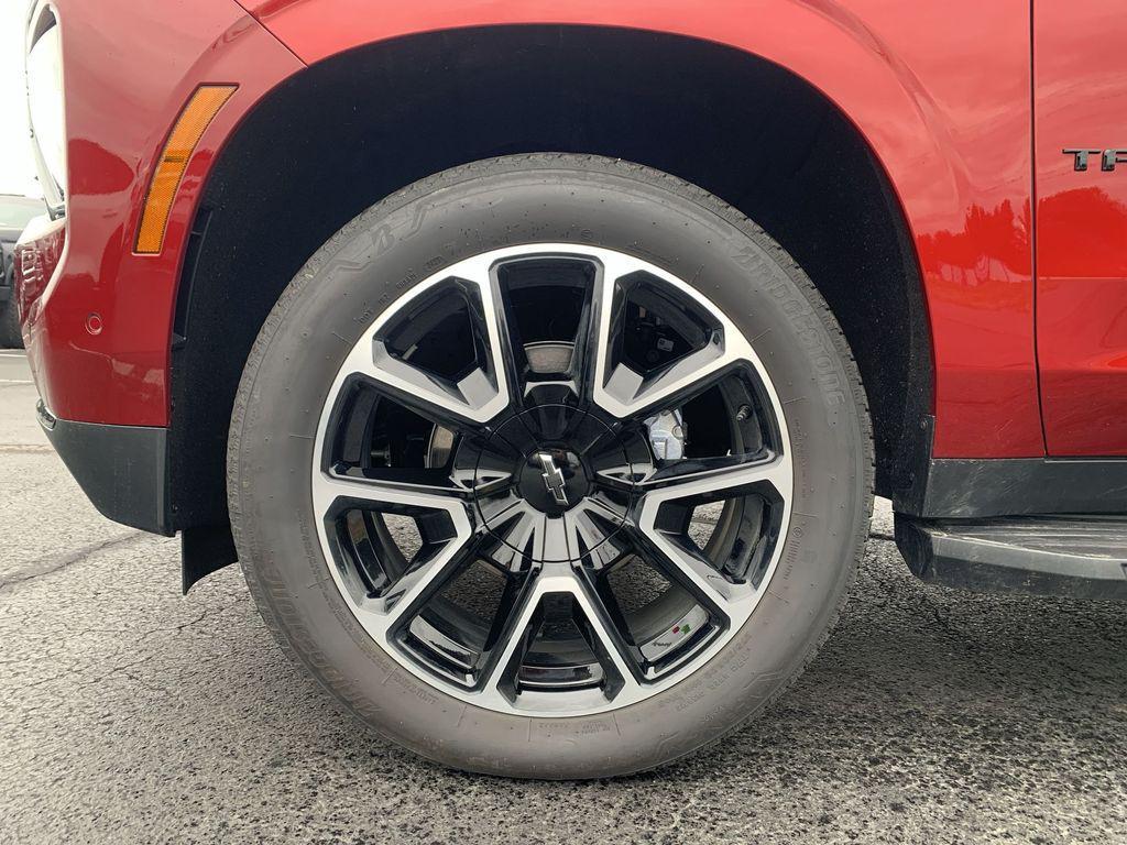 new 2025 Chevrolet Tahoe car, priced at $70,871
