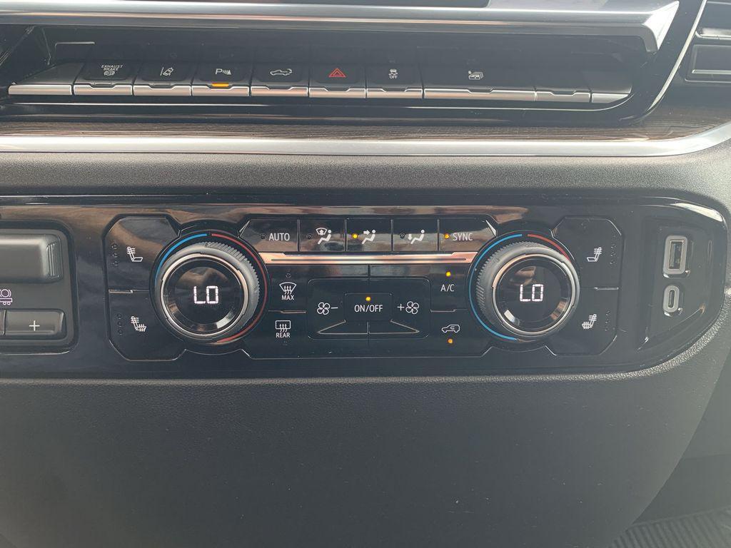 used 2025 Chevrolet Silverado 2500 car, priced at $65,500