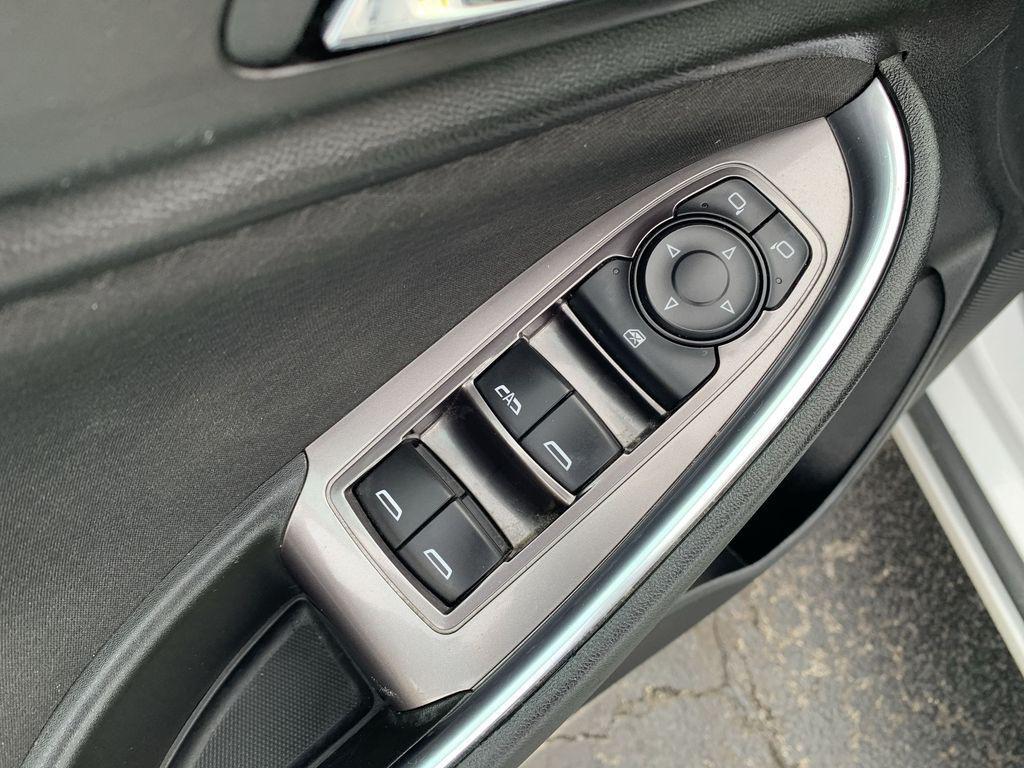 used 2021 Chevrolet Malibu car, priced at $16,150