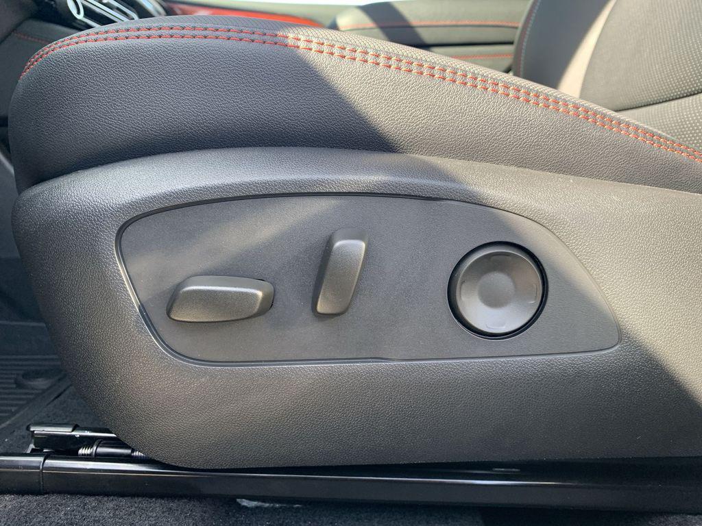 new 2026 Chevrolet Traverse car, priced at $57,561