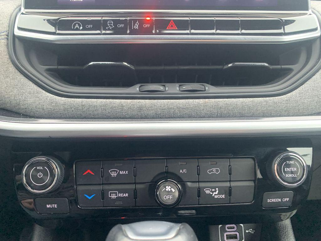 used 2024 Jeep Compass car, priced at $18,770