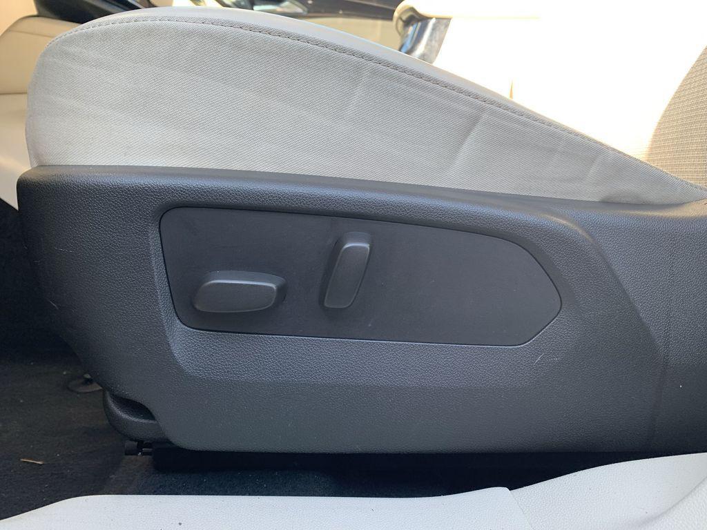 2023 Moonstone Gray Metallic Buick Envision