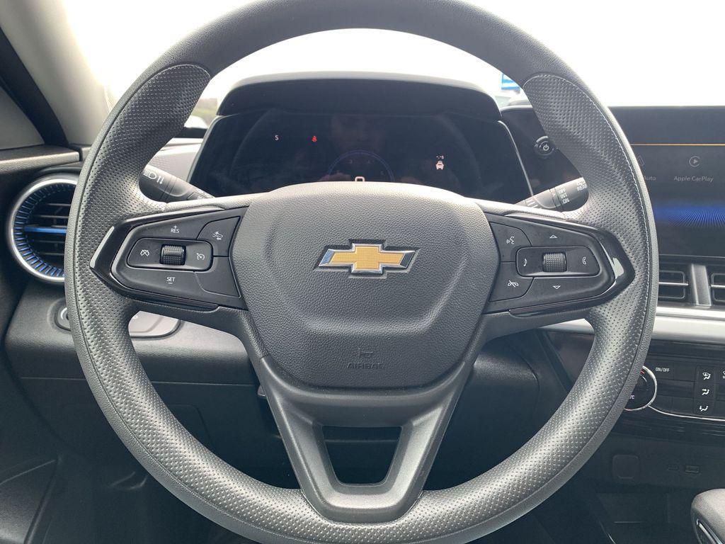 used 2024 Chevrolet Trax car, priced at $21,855