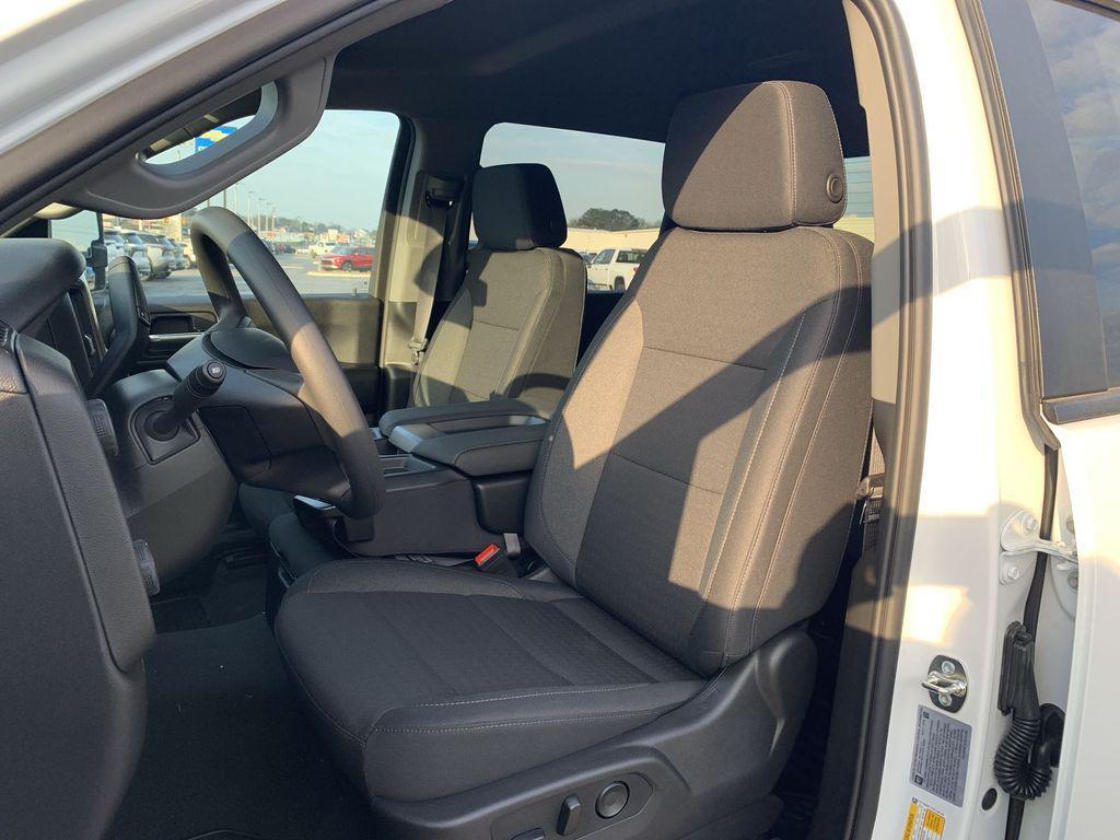 new 2026 Chevrolet Silverado 2500 car, priced at $67,604