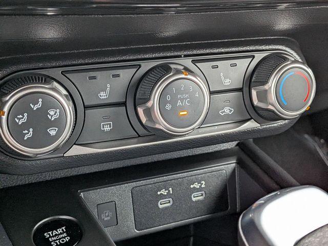 used 2025 Nissan Kicks car