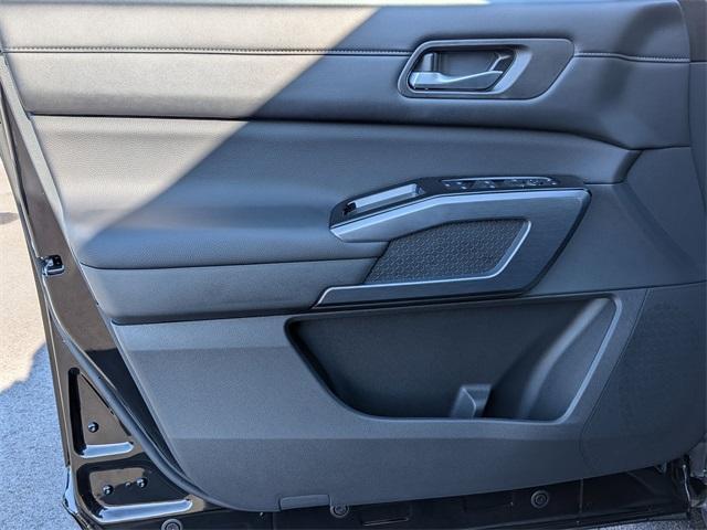 new 2025 Nissan Pathfinder car, priced at $37,729