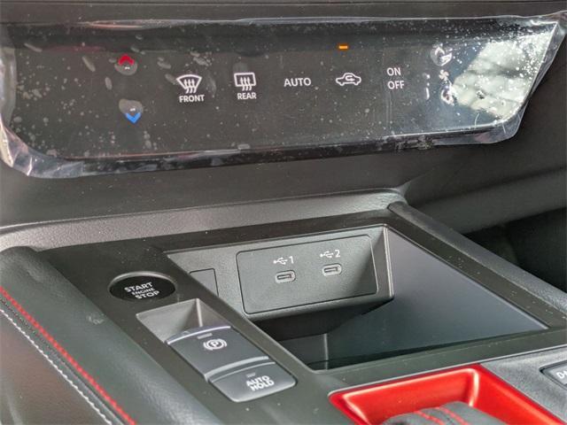 new 2025 Nissan Kicks car, priced at $27,995