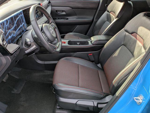 new 2025 Nissan Kicks car, priced at $31,995