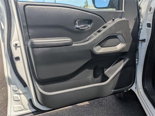 new 2025 Nissan Frontier car, priced at $39,709