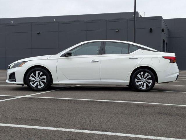 used 2025 Nissan Altima car