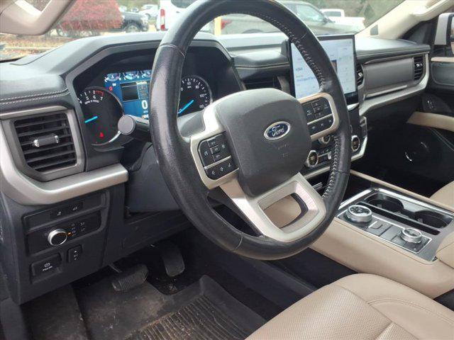 used 2022 Ford Expedition car, priced at $38,253