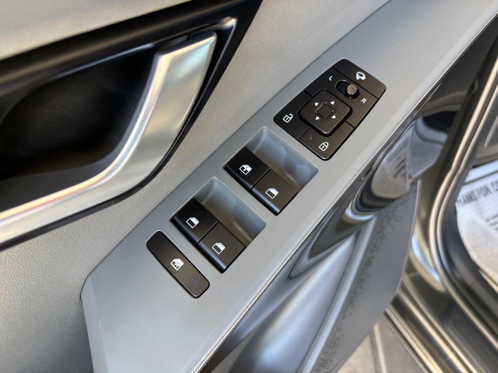 used 2025 Kia Niro car, priced at $25,995