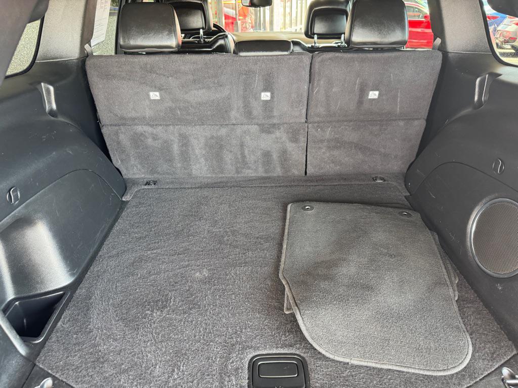 used 2021 Jeep Grand Cherokee car, priced at $17,712