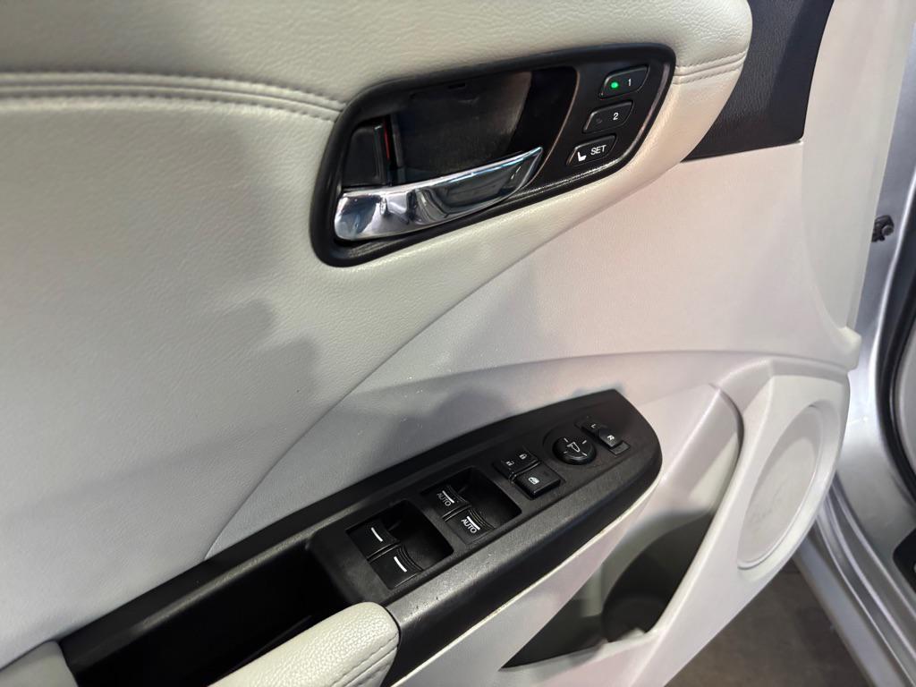 used 2017 Acura RDX car, priced at $18,995