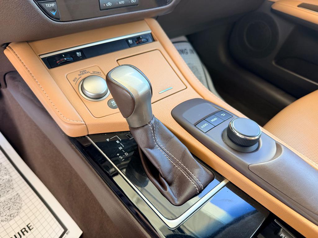 used 2016 Lexus ES 350 car, priced at $19,995