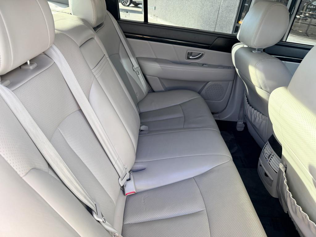 used 2009 Kia Amanti car, priced at $5,995