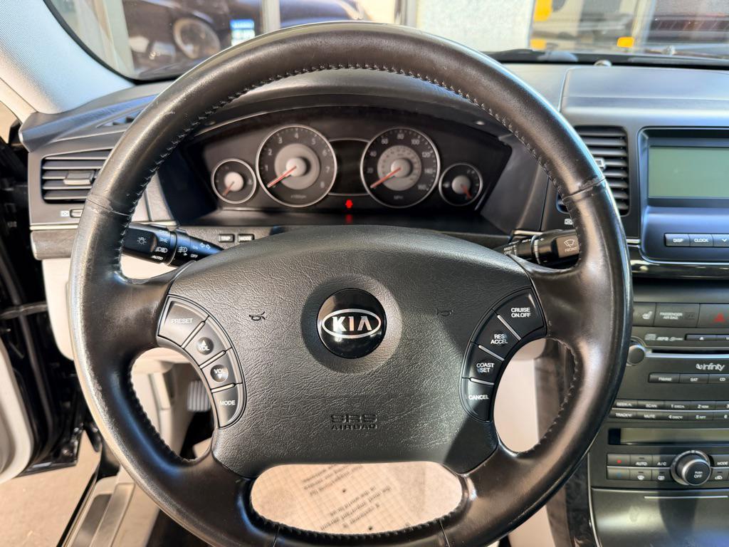 used 2009 Kia Amanti car, priced at $5,995