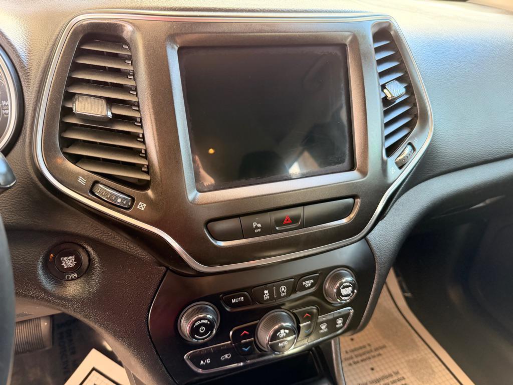 used 2019 Jeep Cherokee car, priced at $19,995