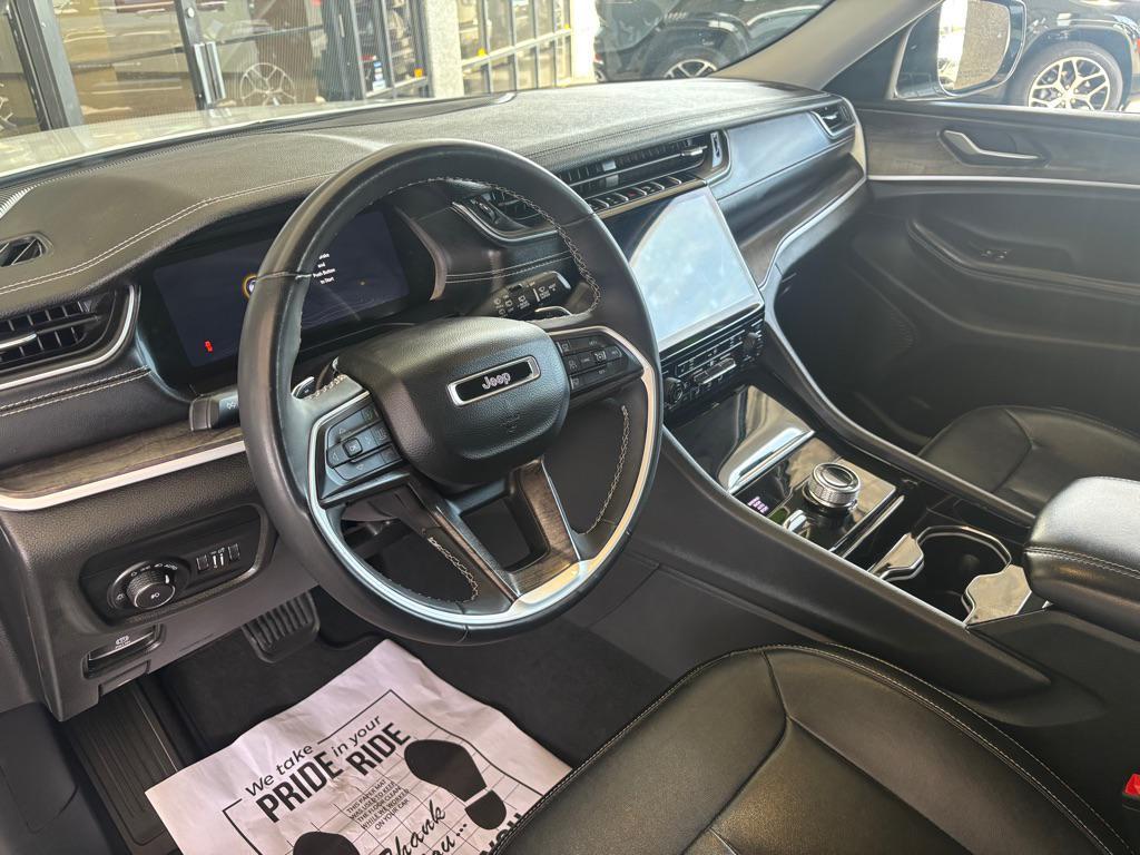 used 2023 Jeep Grand Cherokee car, priced at $33,950