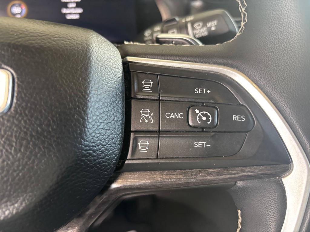used 2023 Jeep Grand Cherokee car, priced at $33,950