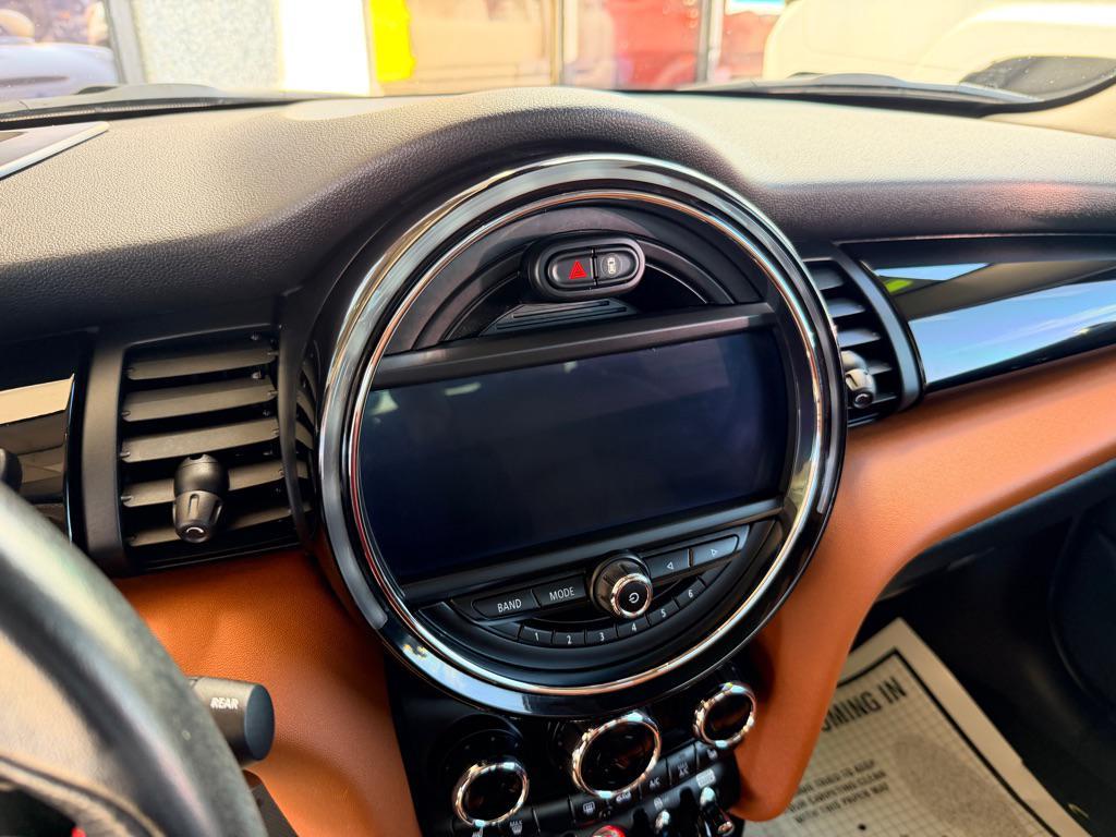 used 2019 MINI Hardtop car, priced at $21,995