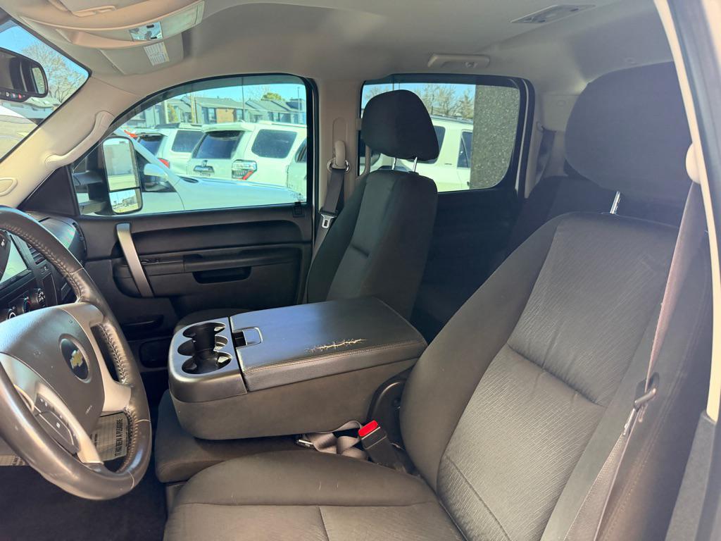 used 2014 Chevrolet Silverado 2500 car, priced at $17,712