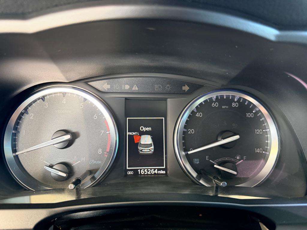 used 2014 Toyota Highlander car, priced at $12,995