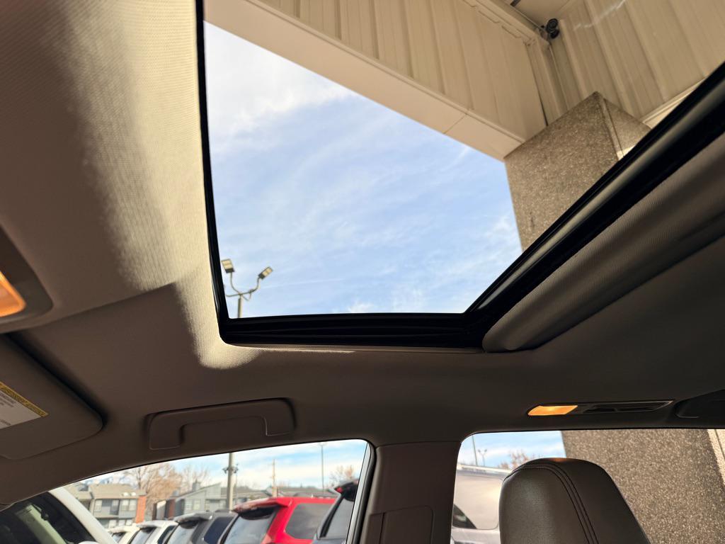 used 2019 Toyota Highlander car, priced at $24,995