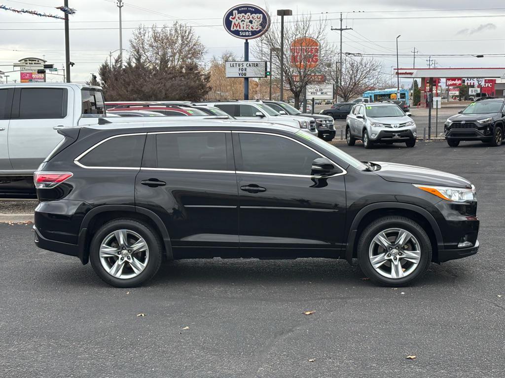 used 2014 Toyota Highlander car, priced at $16,995