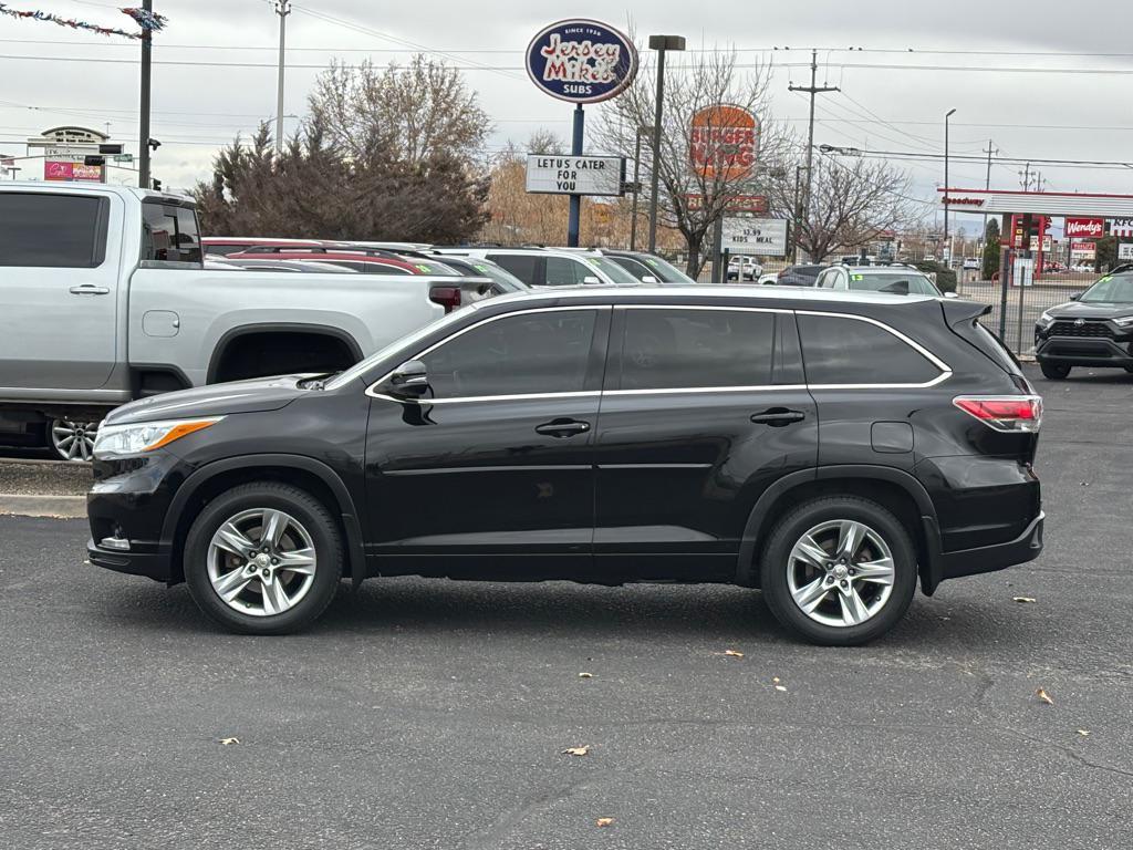 used 2014 Toyota Highlander car, priced at $16,995