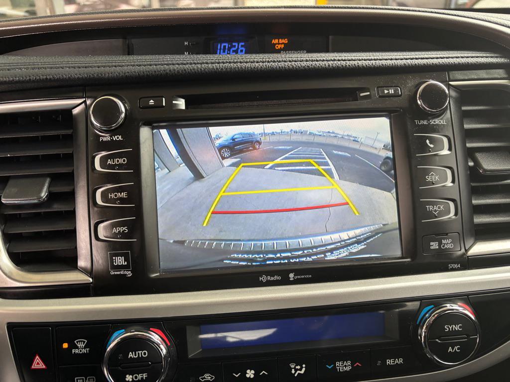 used 2014 Toyota Highlander car, priced at $16,995