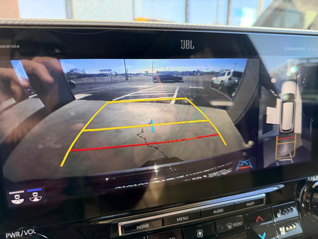 used 2022 Toyota Highlander car, priced at $31,995