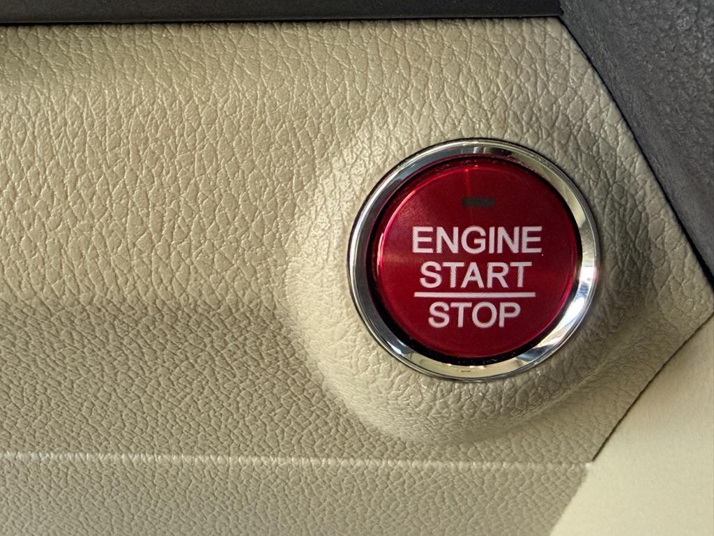 used 2015 Acura RDX car, priced at $12,995