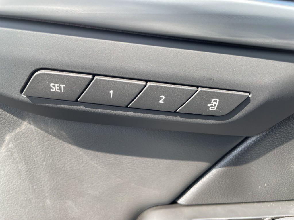 new 2026 Buick Envision car, priced at $51,598