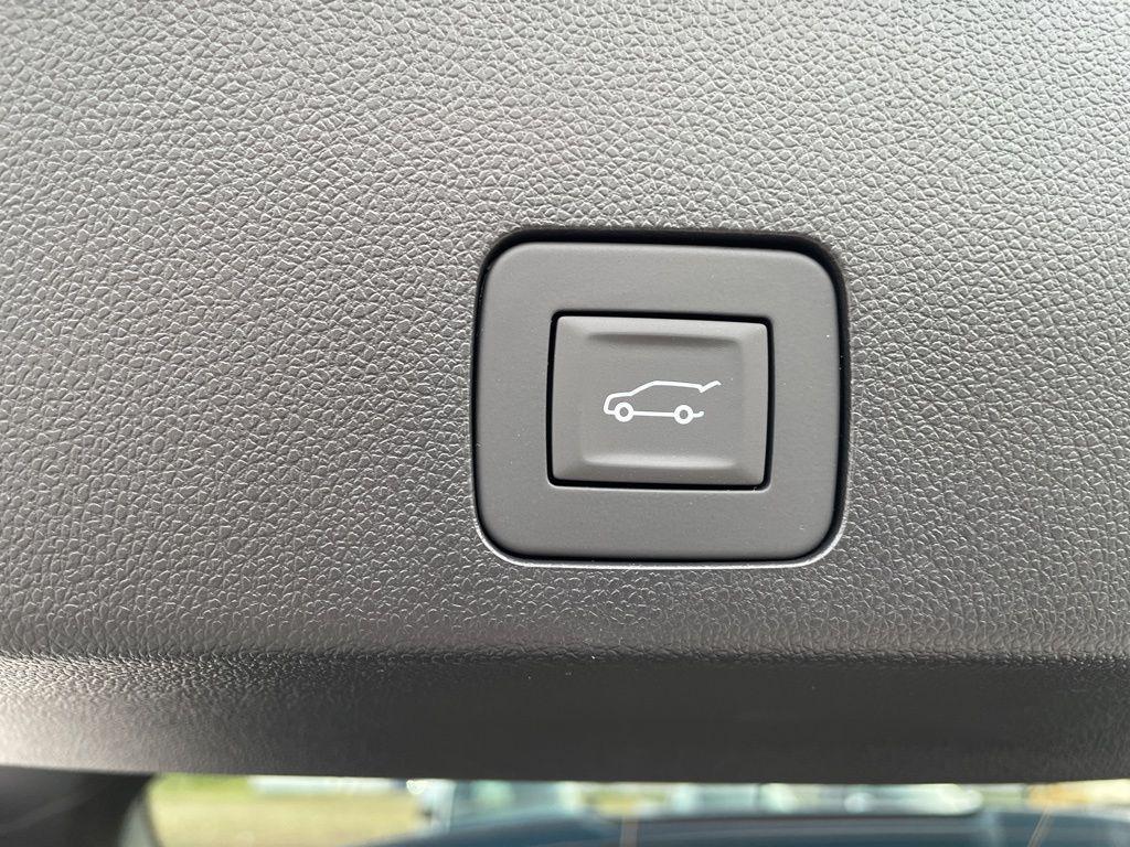 new 2026 Buick Encore GX car, priced at $35,698