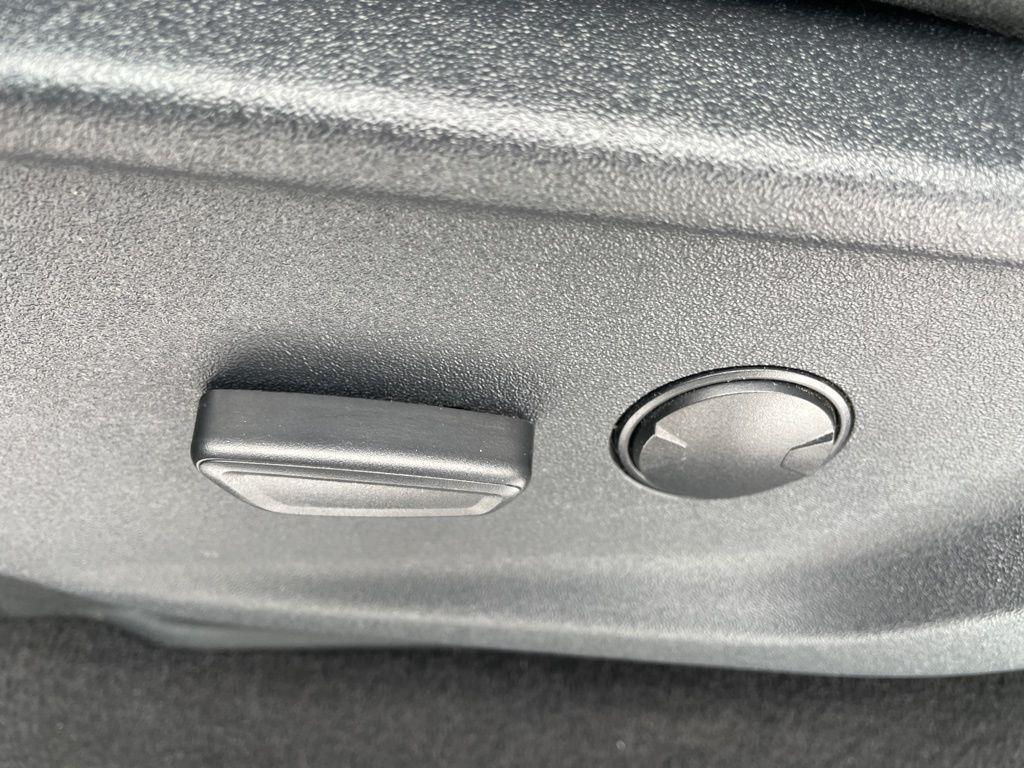 used 2023 Ford F-250 car, priced at $46,912