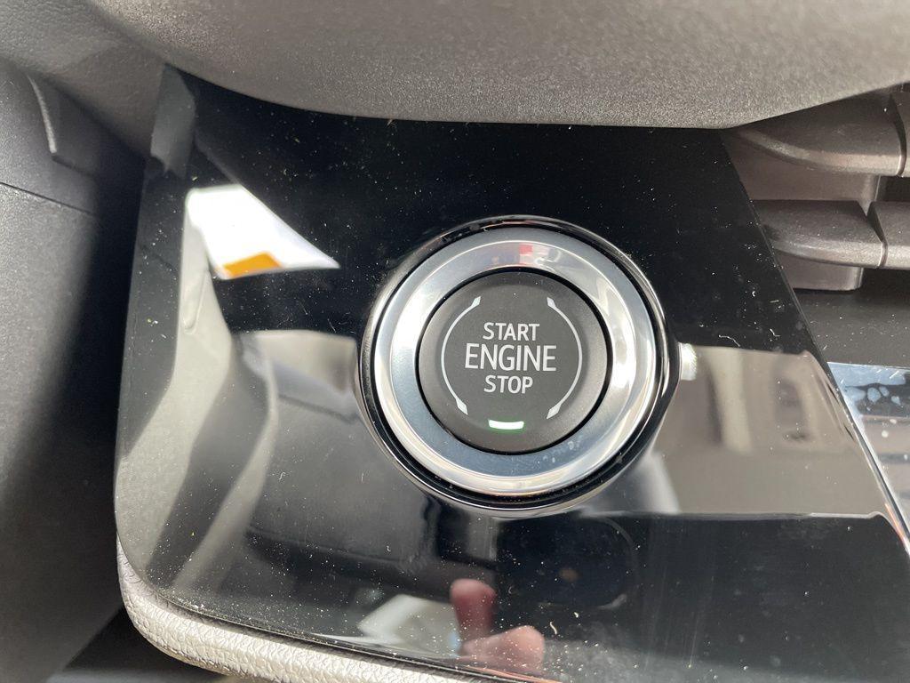 new 2026 Buick Envision car, priced at $45,798