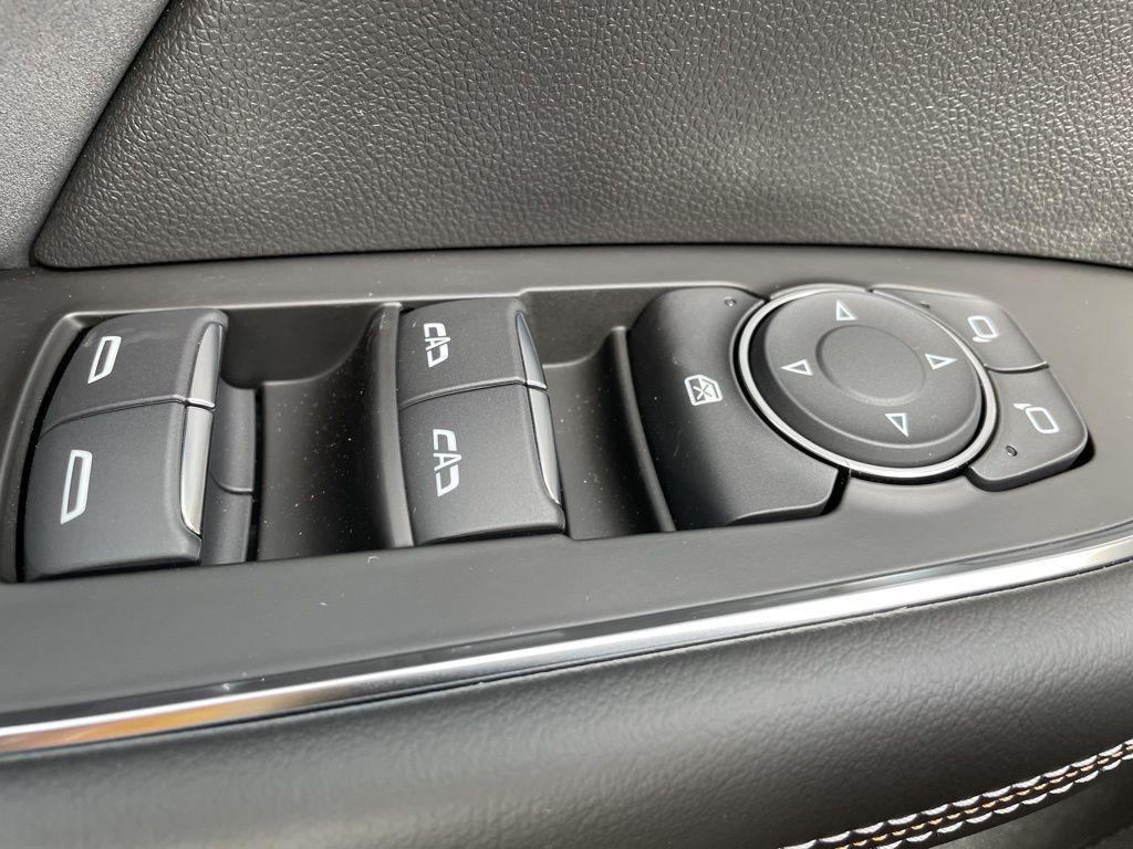 new 2026 Buick Envision car, priced at $45,798