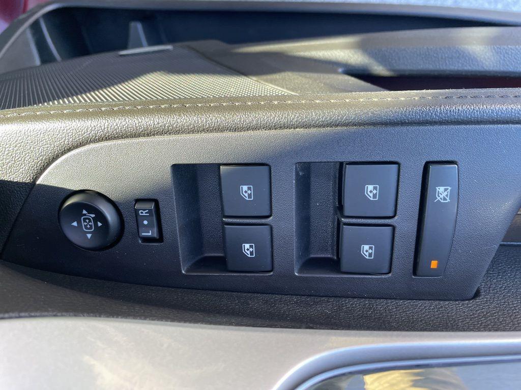 used 2016 Chevrolet Equinox car, priced at $14,378