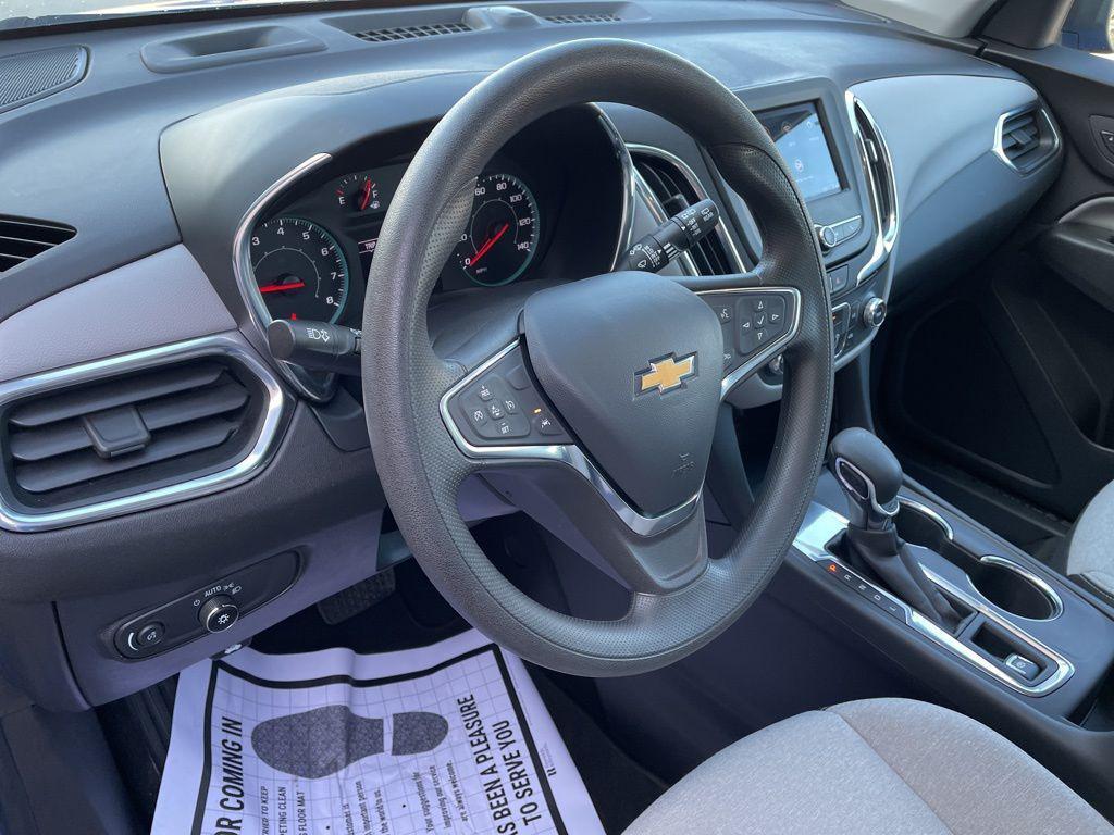 used 2024 Chevrolet Equinox car, priced at $21,789