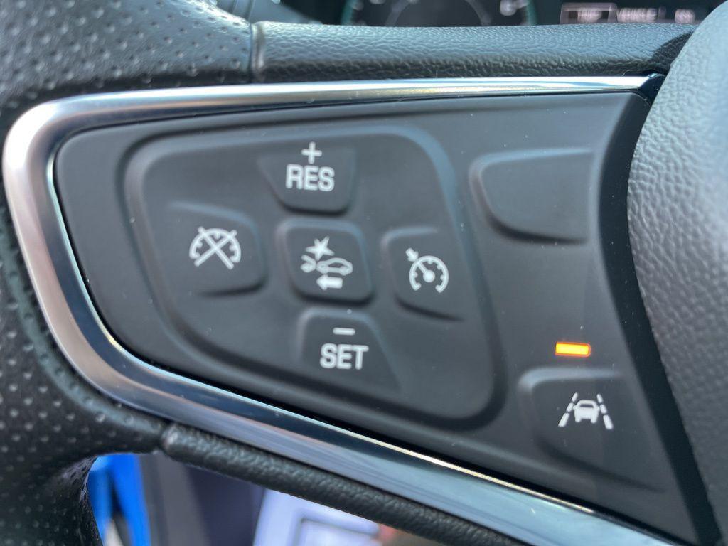 used 2024 Chevrolet Equinox car, priced at $21,789