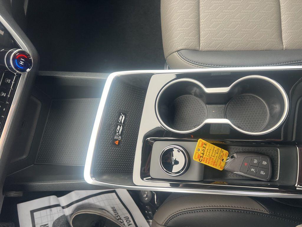 new 2026 Chevrolet Equinox car, priced at $35,640