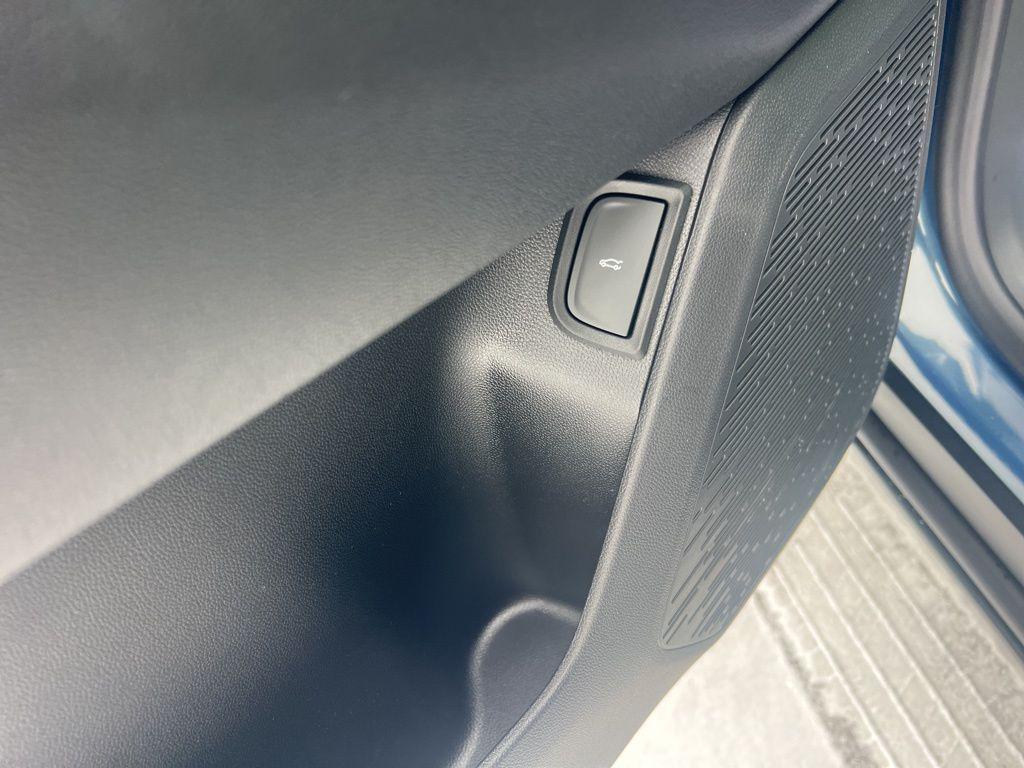 new 2026 Chevrolet Equinox car, priced at $35,640