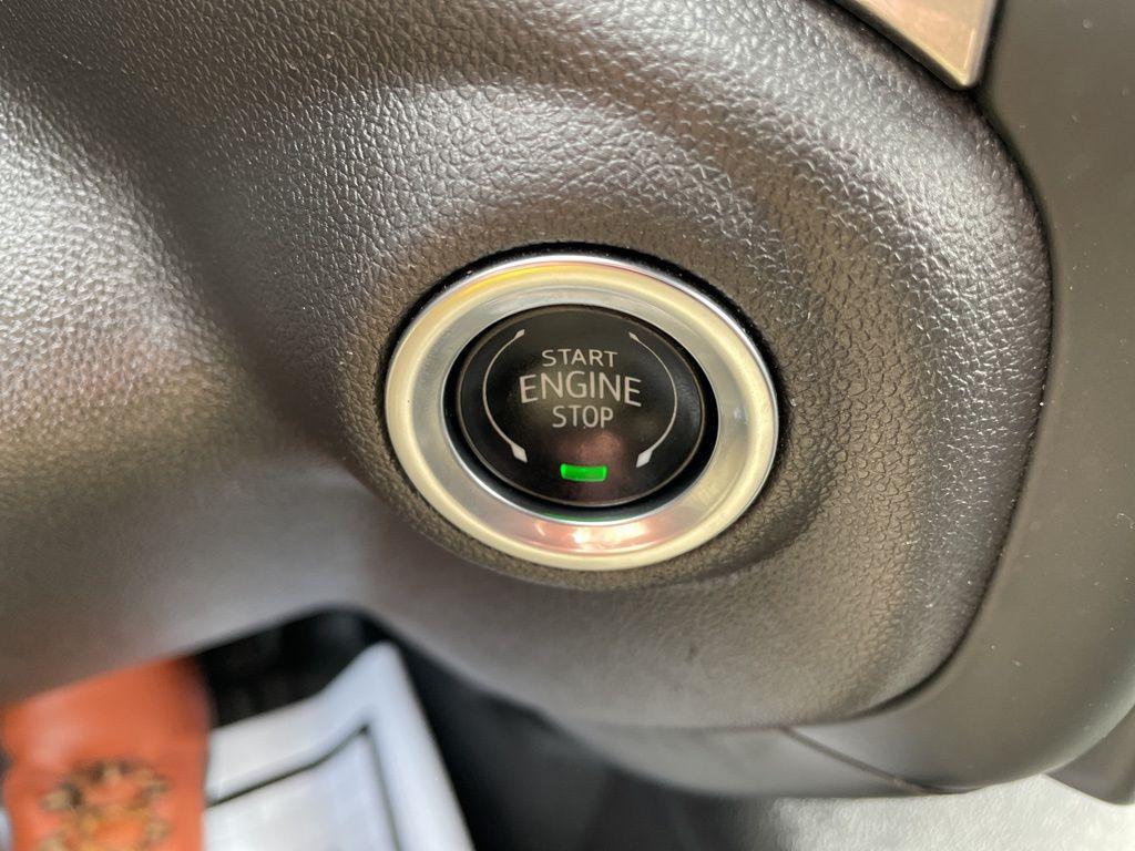 used 2024 Chevrolet Silverado 1500 car, priced at $27,712