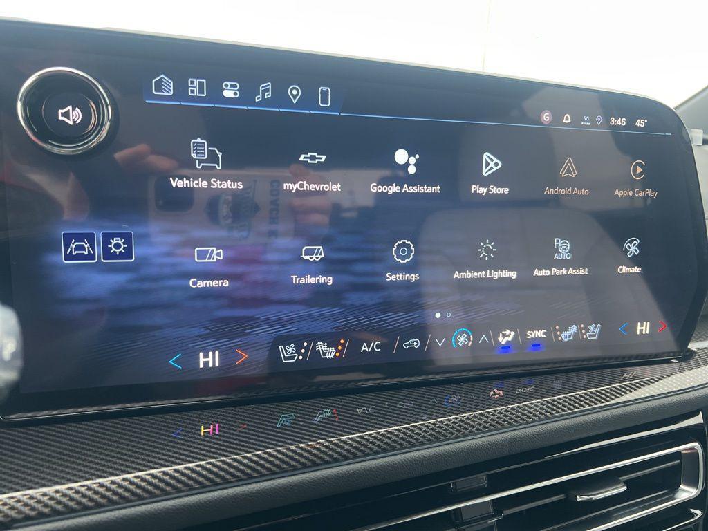 new 2026 Chevrolet Traverse car, priced at $59,100