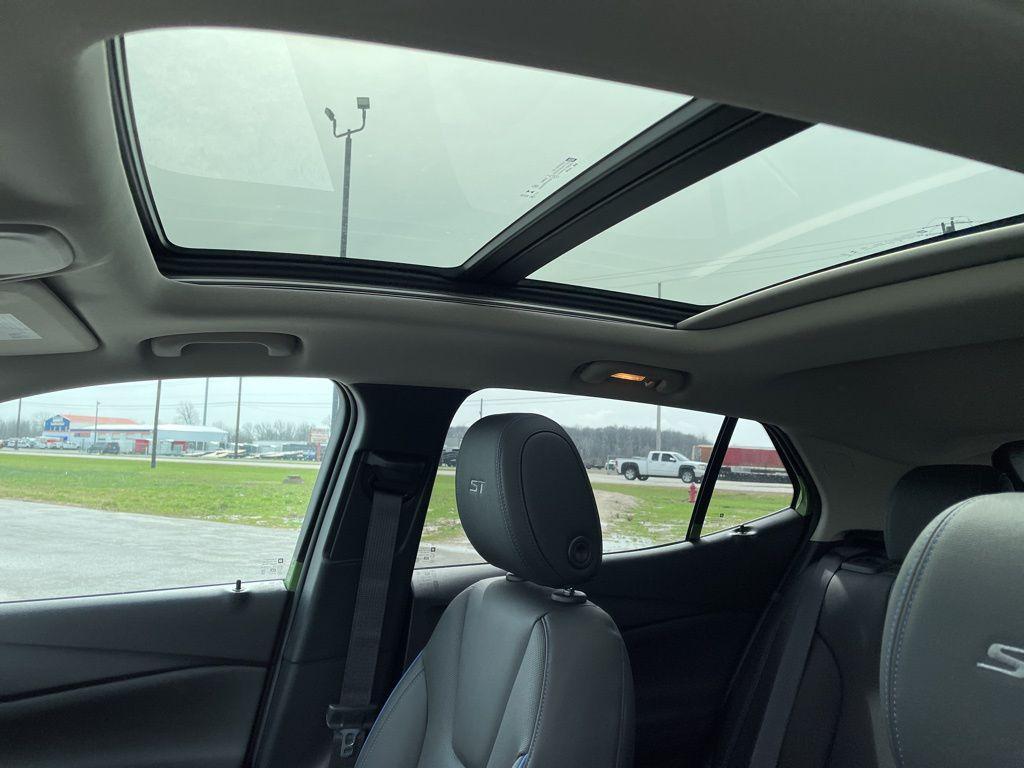 new 2026 Buick Encore GX car, priced at $32,300