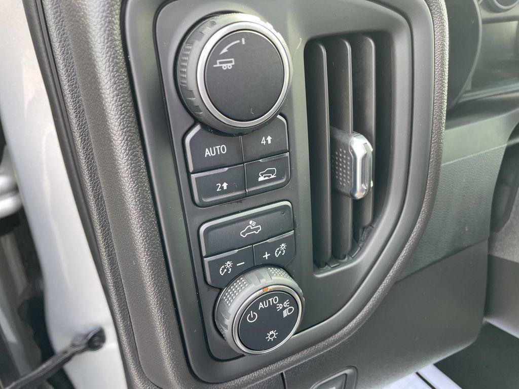 used 2022 Chevrolet Silverado 1500 Limited car, priced at $27,097